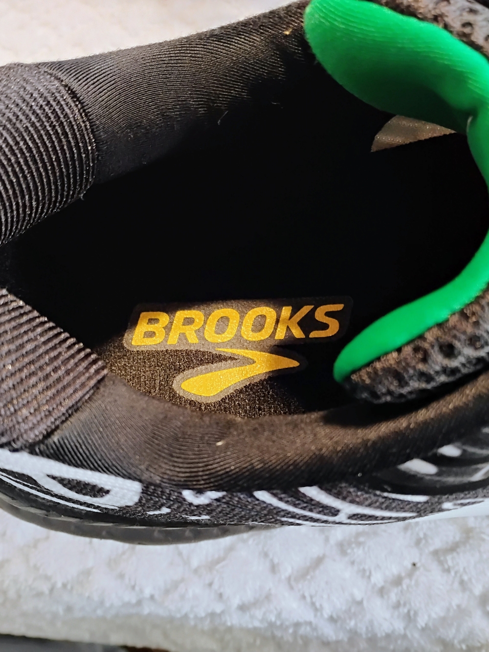 Brooks Adrenaline GTS 20 Run Happy Shoes Mens Size 11 - Picture 9 of 16